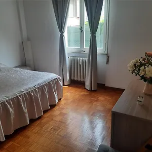 casa-irina-desenzano-del-garda.it-lombardy.com/