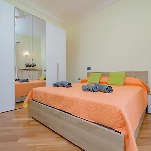 https://milano-linate-appartamento-con-terrazzo.italymilanhotels.net