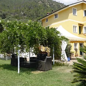 agriturismo-argentea.hotelitalianriviera.com/
